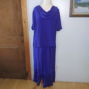 VTG Sully Bonnelly  Made in the USA 100% silk two piece palazzo capri set flaws